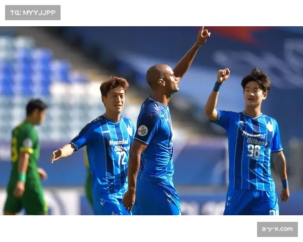 亚冠球队半场调整能力对比 临场指挥至关重要